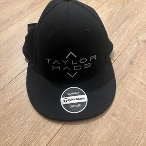 TaylorMade Black Snapback Cap Brandnew